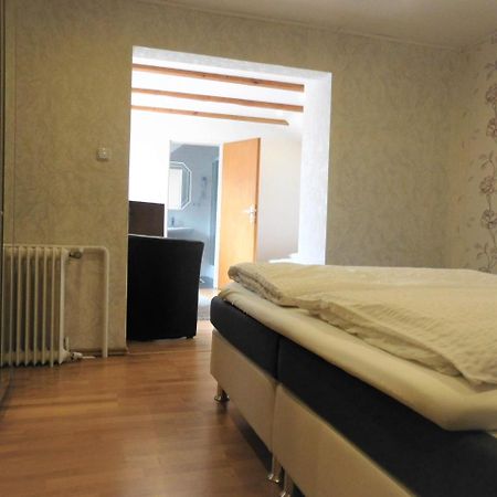 Hotel Pension Am Kurmittelhaus Бад Грунд Екстериор снимка